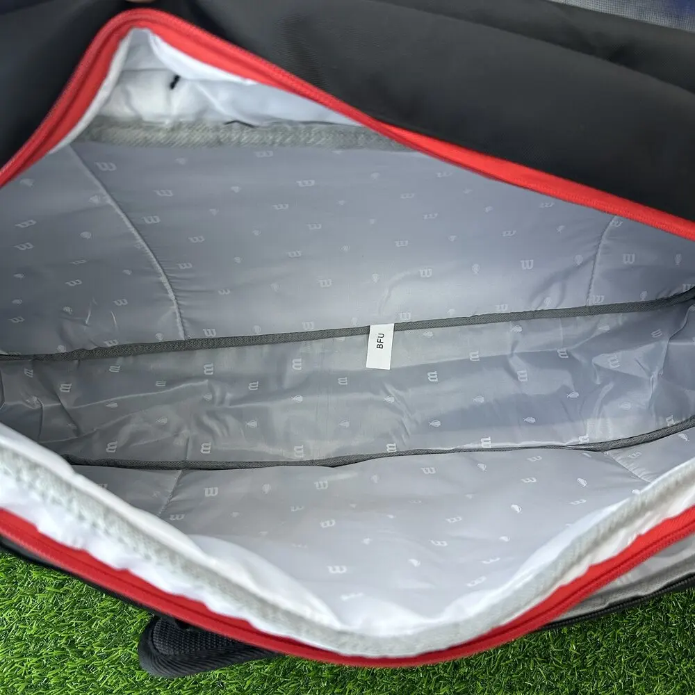 2024 Wilson Double-deck 9 PK Tennis Bag Super Tour Laver Cup Tennis Racquet Backapck Large Tennis Racket Bag with Thermoguard