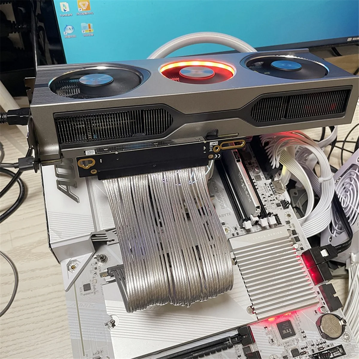 ABXHA PCIe 5.0 X16 GPU بطاقة الرسومات تمديد كابل PCI-E 5.0 Gen5 64GB/S كابل مطلي بالفضة 90 ° كابل رفع الزاوية اليمنى 15 سم
