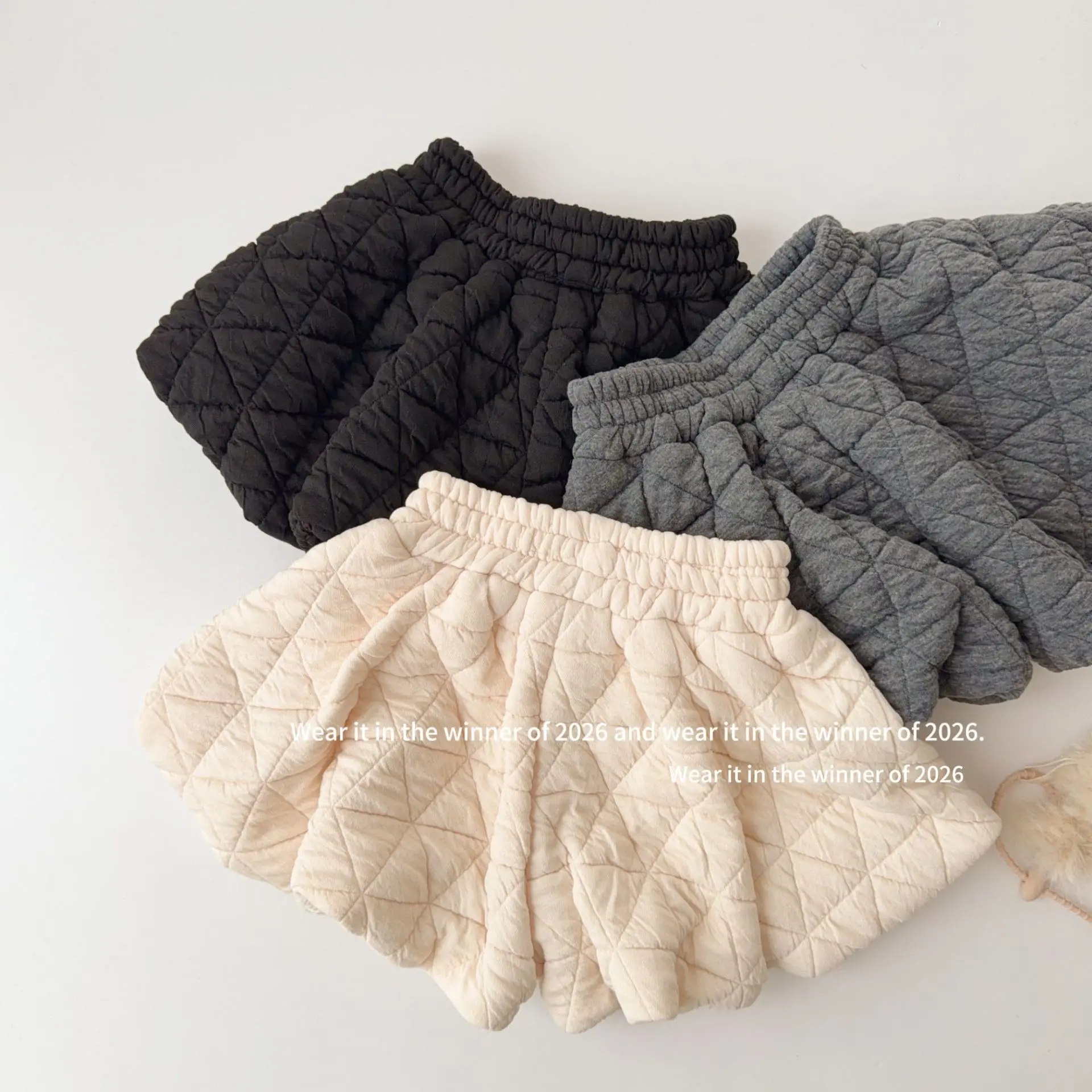 Girls Pants 2026 Autumn and Winter New Children's Clothing Korean Style Girl Baby Soft Waxy Rhomb Clip Cotton Bract Shorts