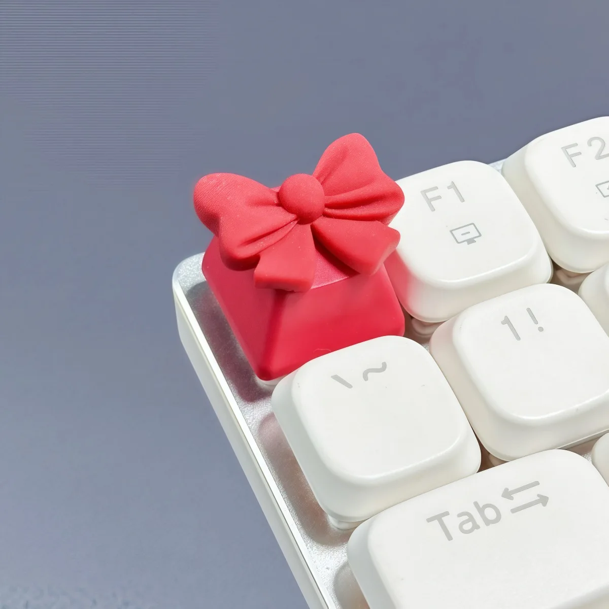 New DlY Personalized original resin cute bow keycap cross axis mechanical keyboard keycap single macaron pink