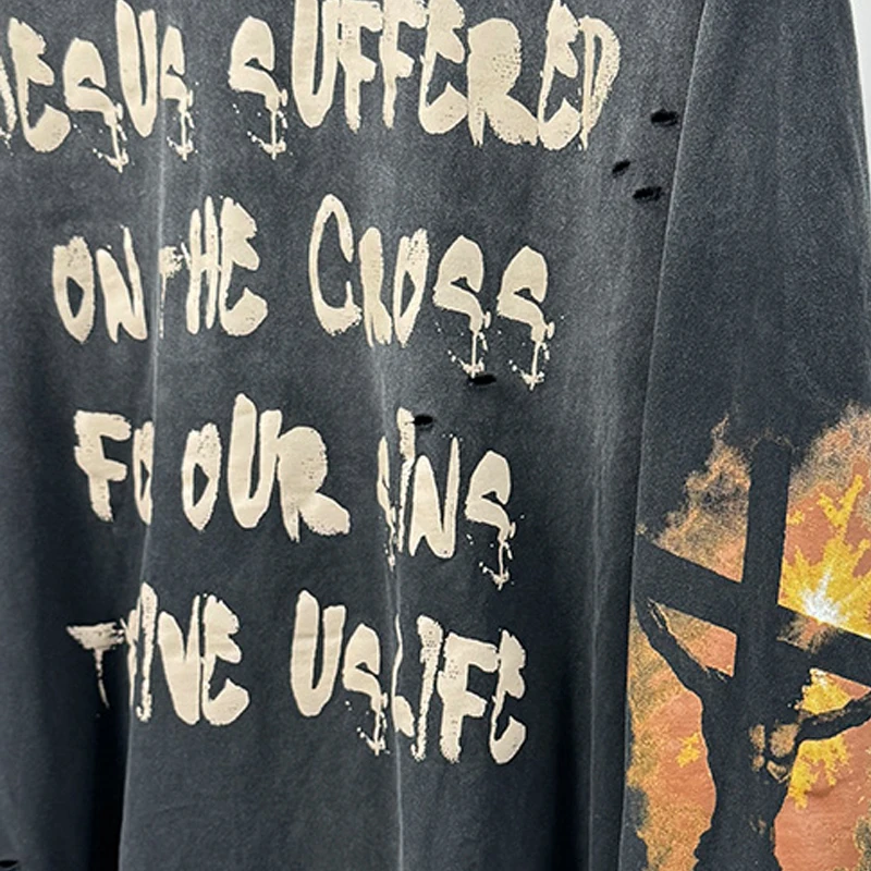 كامل رسائل الرسومات طباعة يسوع على الصليب بأكمام طويلة تي شيرت الرجال النساء المتضخم خمر غسلها الأسود التالفة حفرة سانت الأعلى