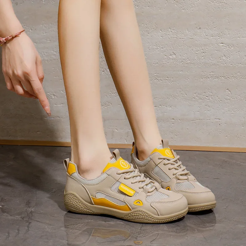 Women's outdoor casual shoes Fashion leather breathable sports shoes Walking non-slip comfortable skateboard