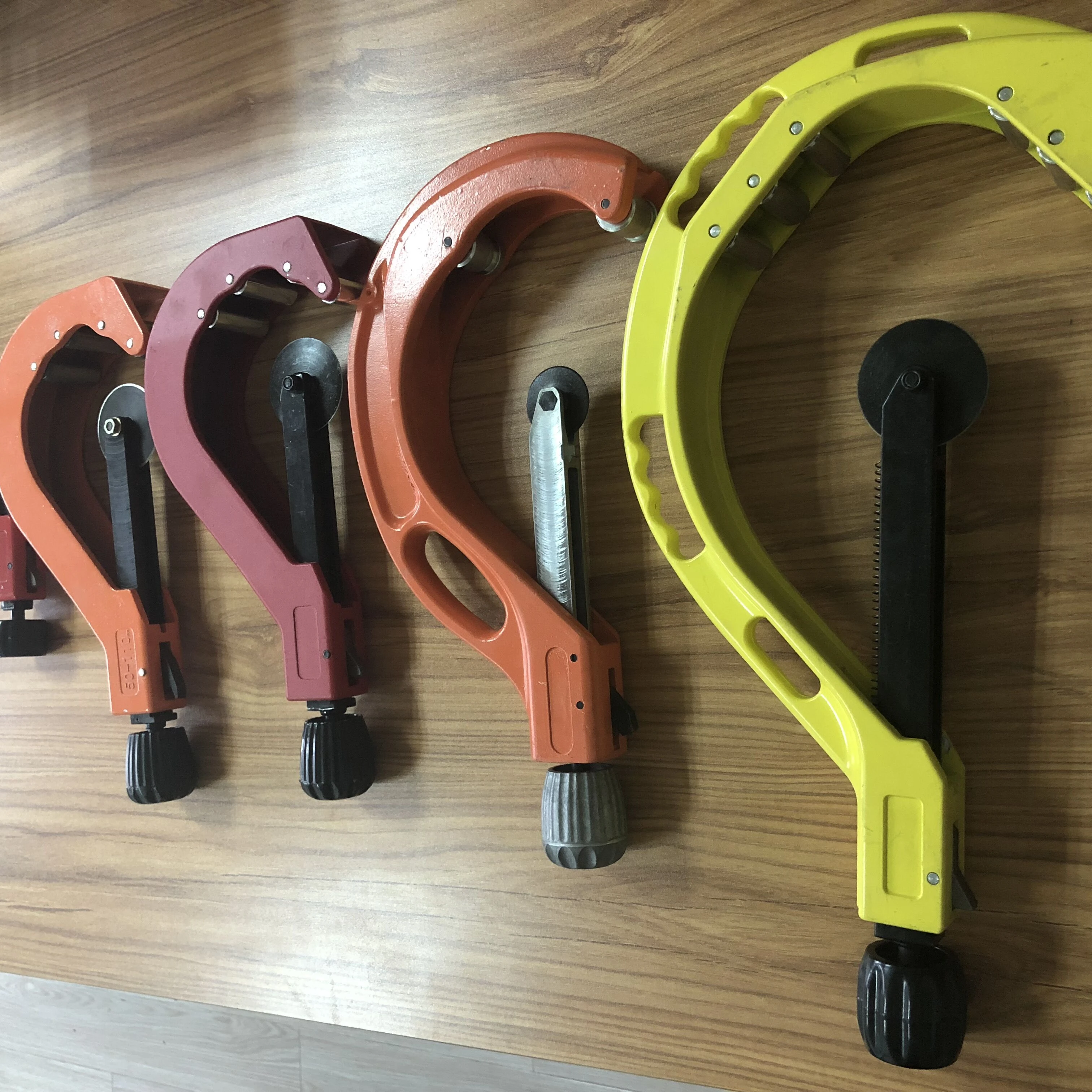 PE-buissnijgereedschap Schaarsnijder Kunststof PVC PPR HDPE 100-200 mm buissnijder 1 set gemeenschappelijk mes Roestvrijstalen mes 4 kg