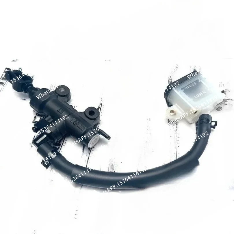 Motorcycle Parts Rear Brake Main Pump Oil Pot  250SR 250NK SR250 NK250