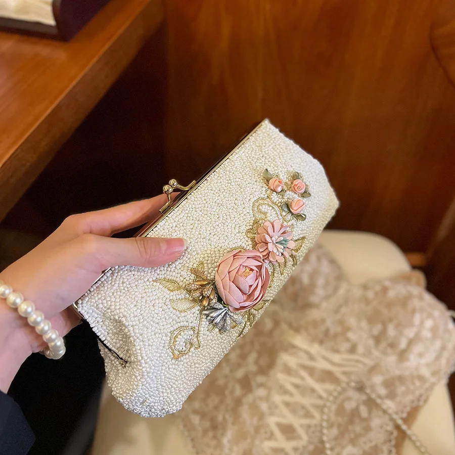 Französischer Stil, Promi-Clutch mit Perlen und Blumen, neue chinesische Cheongsam-Handtasche, vielseitige Abendtasche, Umhängetasche – Detail 2