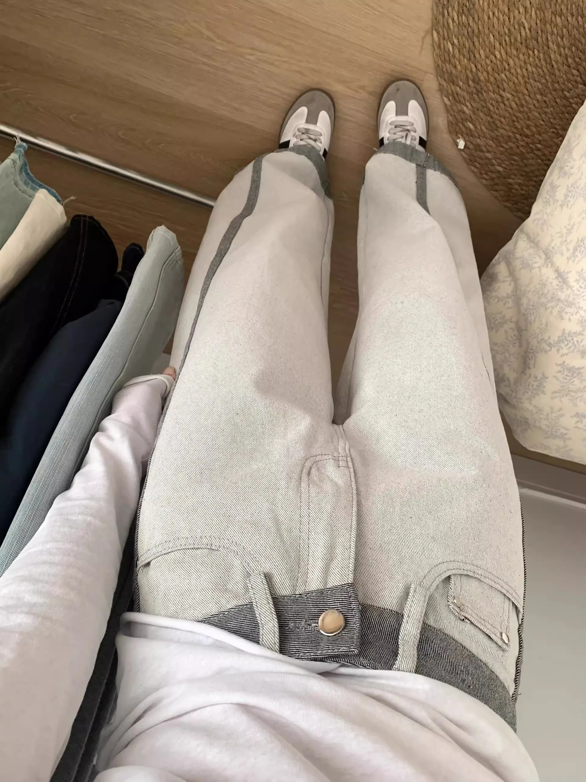 High Waist Wide Leg Denim Jeans Women's Autumn New Style Color Block Cuffed Straight Cut Loose Fit Versatile Jeans