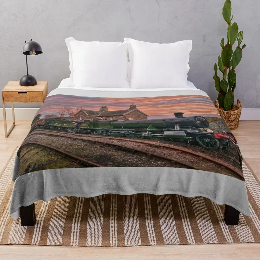 

Great Western Railway Engine 2857 at Sunset Throw Blanket Thin Soft Blanket for Summer Night Sleeping