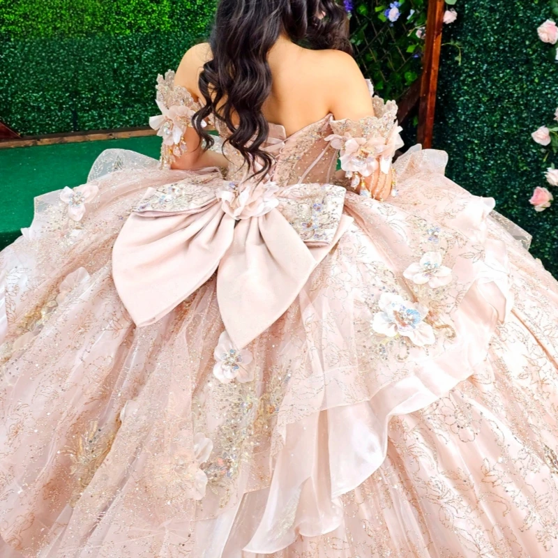 فساتين Quinceanera الوردية اللامعة قبالة الكتف زين زهرة الديكور كريستال القوس تول مشد حفلة عيد ميلاد الحلو 16 فستان #4