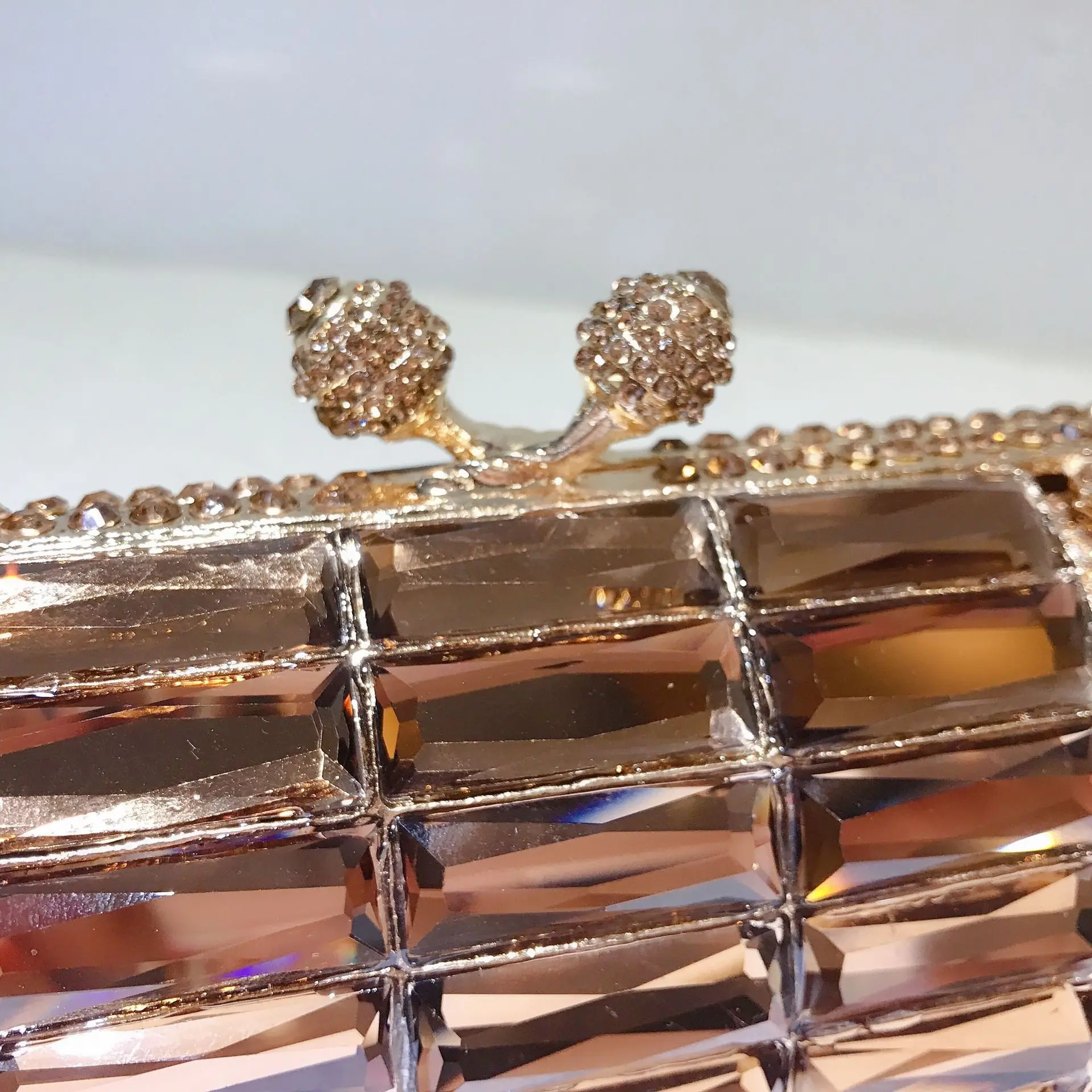 Metal Diamond Evening Bag Golden Apricot Brown Glass Diamond Clutch Bag Cylindrical Bag Luxury Designer Handbags Elegant Bag