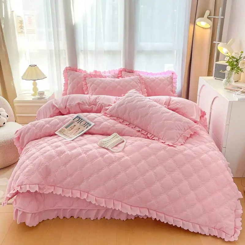 2024 new solid color polished lace bed cover quilting embroidery padded cotton four-piece set moisture-absorbing and breathable