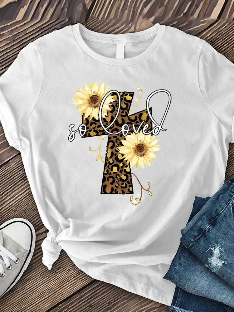 

Leopard Faith Flower Graphic Tee 90s Print T Short Sleeve Clothes Ladies Fashion Women's Clothing Female Summer T-shirts