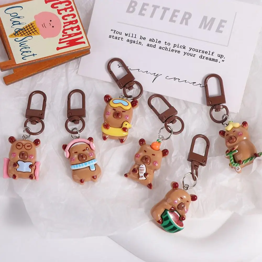 Lovely Animal Capybara Keychain Creative Cute Capibara Bag Hanging Keyring Resin Kapibara Pendant Couple