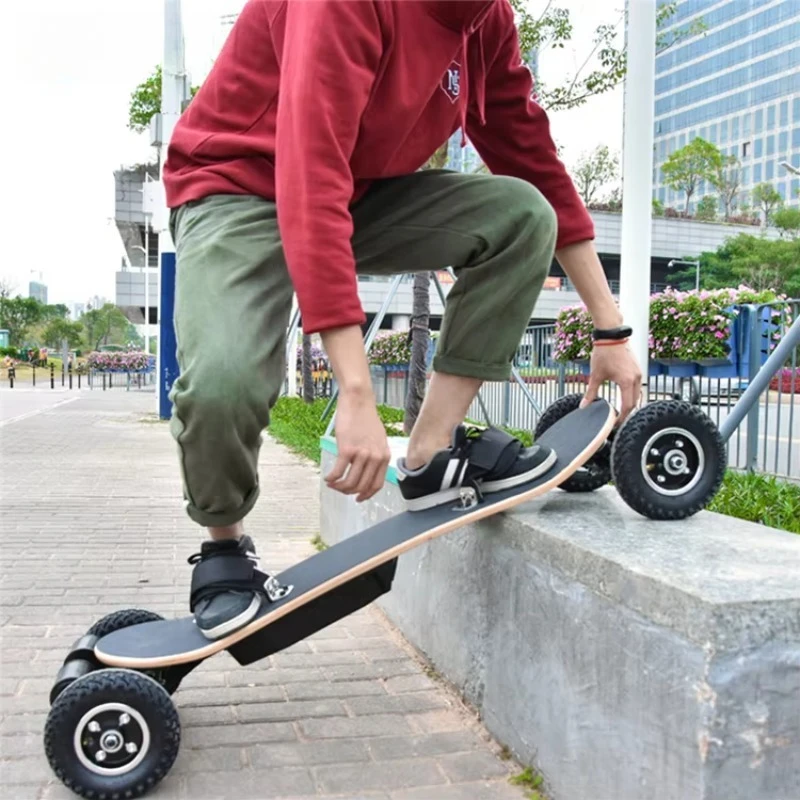 Skateboard Listrik Roda Besar Bertenaga Motor Ganda Direct Drive Termurah