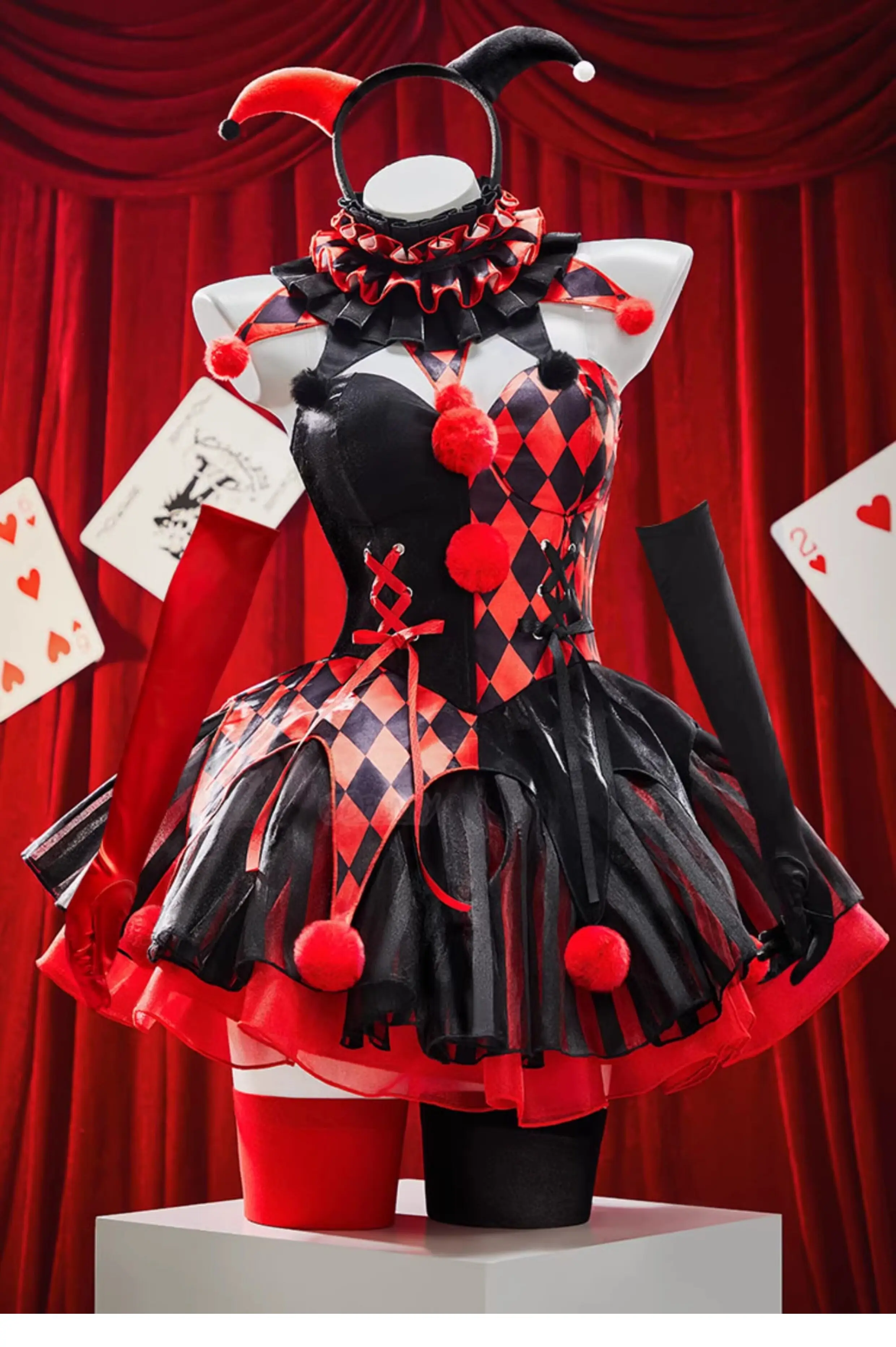 Staggering Number Circus Grotesque Circus Red and Black Gothic Clown Halloween Dress Carnival Party Cosplay Costume view 4