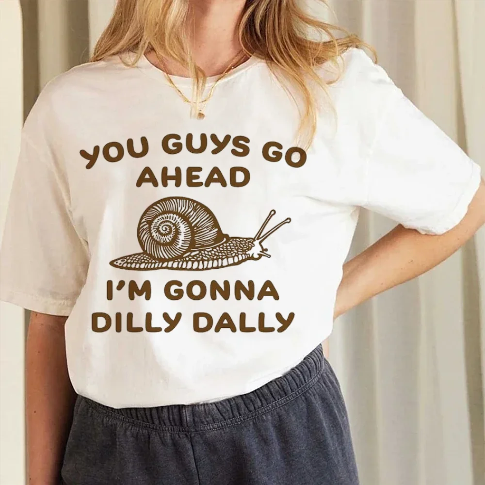 

Retro Cute And Fashionable Cartoon Snail Print Pattern T-Shirt Clothing Women's Short Sleeved T-Shirt New Casual Women's Top T-S