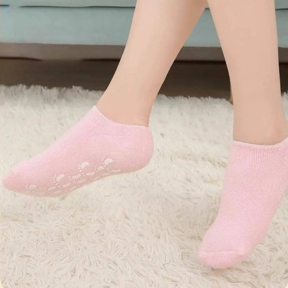 Увлажняющие гелевые носки Отшелушивающие увлажняющие носки Набор перчаток для удаления сухой кожи Уход за руками с гелем алоэ вера Витамин