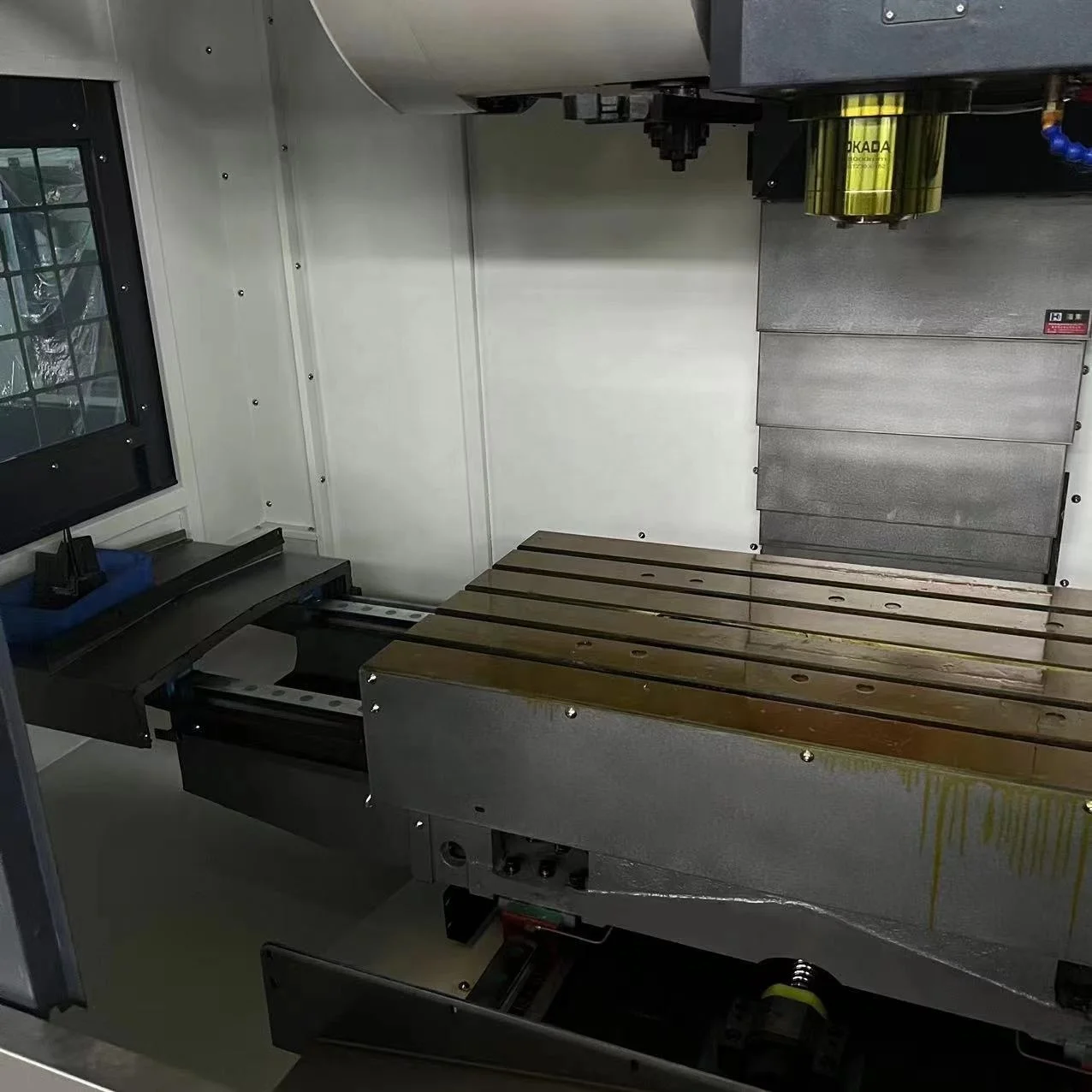 Fanuc System Vmc1160 Cnc Milg 5 Axis For Metal Cutting Hine Center