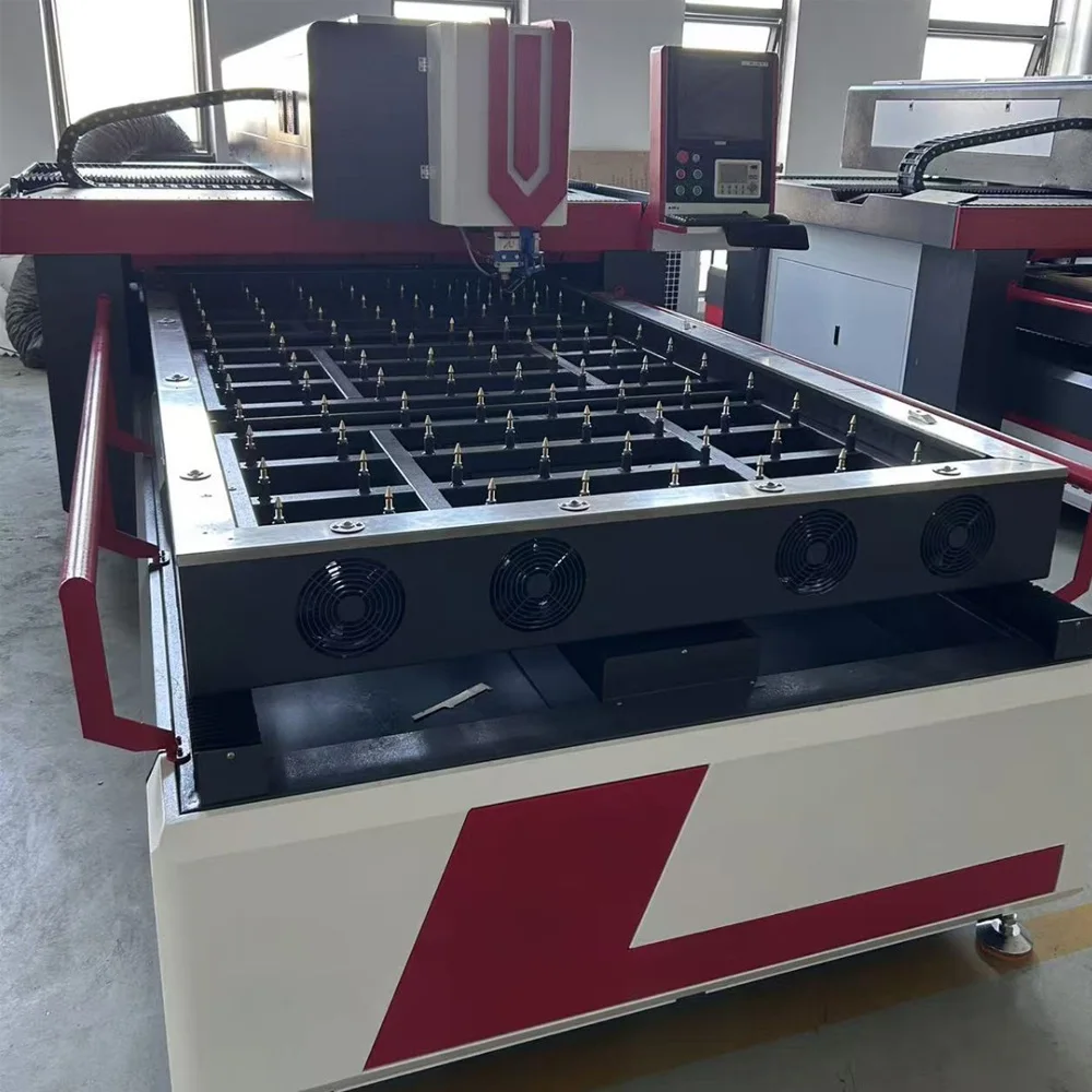 Macchina da Taglio CNC Automatica ad Alta Precisione per Pannelli Piani CO2 300W/450W/600W con Motore per la Realizzazione di Stampi in Acrilico/Vetro/PVC