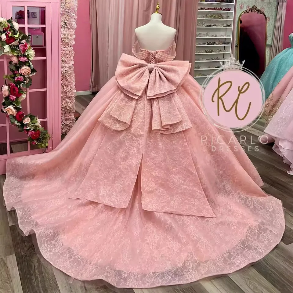 فساتين Charro Quinceanera الوردية ثوب الكرة قبالة الكتف الدانتيل مطرز المكسيكي الحلو 16 فساتين 15 Anos مخصصة #2