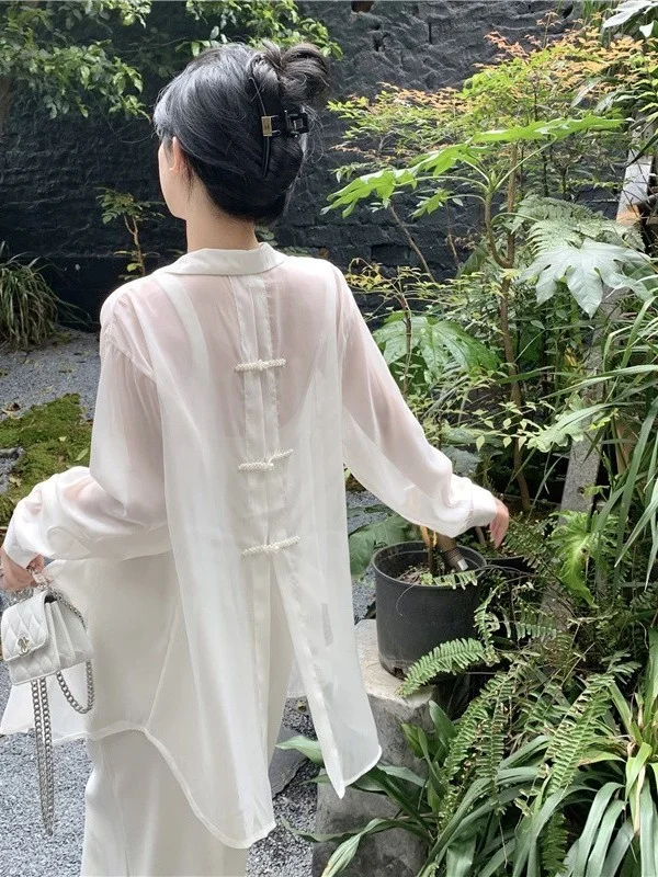 

Long Sleeve Shirts Womens Cotton Oversized Button Down Tops Slim Fit Retro Casual Vintage Style Relaxed Feminine Comfortable