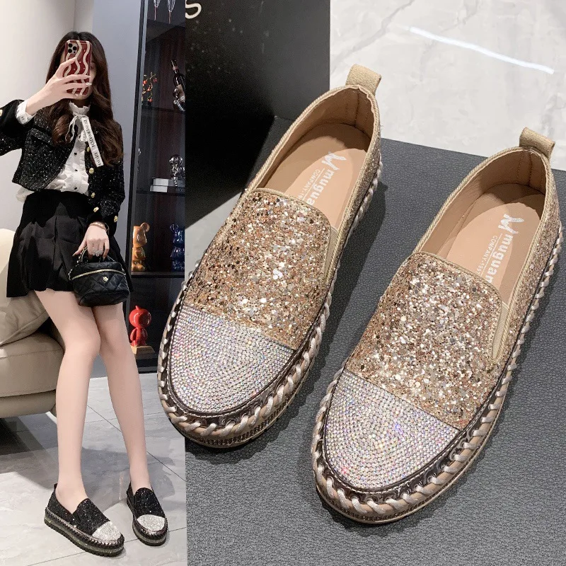 

Plus Size Single Shoes Thick Sole Platform Shoes Internet Celebrity Rhinestone Slip-On Loafers Versatile Women's Shoes