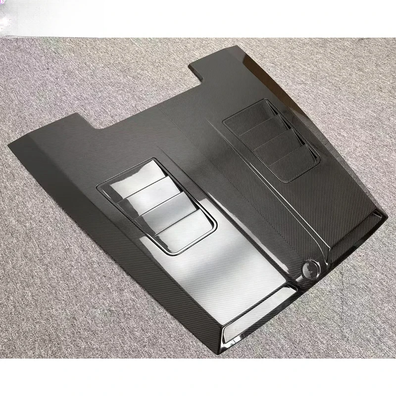 

Urban Style Dry Carbon Fiber Hood W464 2019-2024