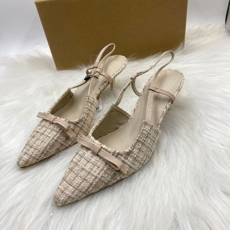 حذاء نسائي جديد لعام 2025 من التويد الفاخر منقوش عليه فيونكة ديكور بكعب رفيع بمقدمة مدببة حذاء أنيق للحفلات والمكتب