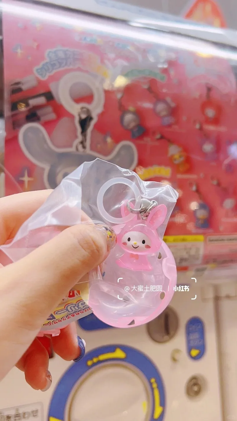 BANDAI Hello Kitty Keychain Sanrio Gashapon Capsule Toys Kawaii Figure Cute Kuromi Cinnamoroll My Melody Figurine Miniature