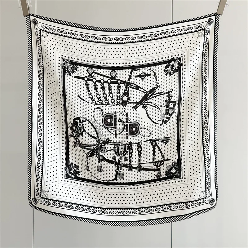 

Classic Mulberry Silk Scarf Women Soft Scarfs Luxury Foulards Femme Head Neck Bandana Belt Bag Accessories Mother Gift