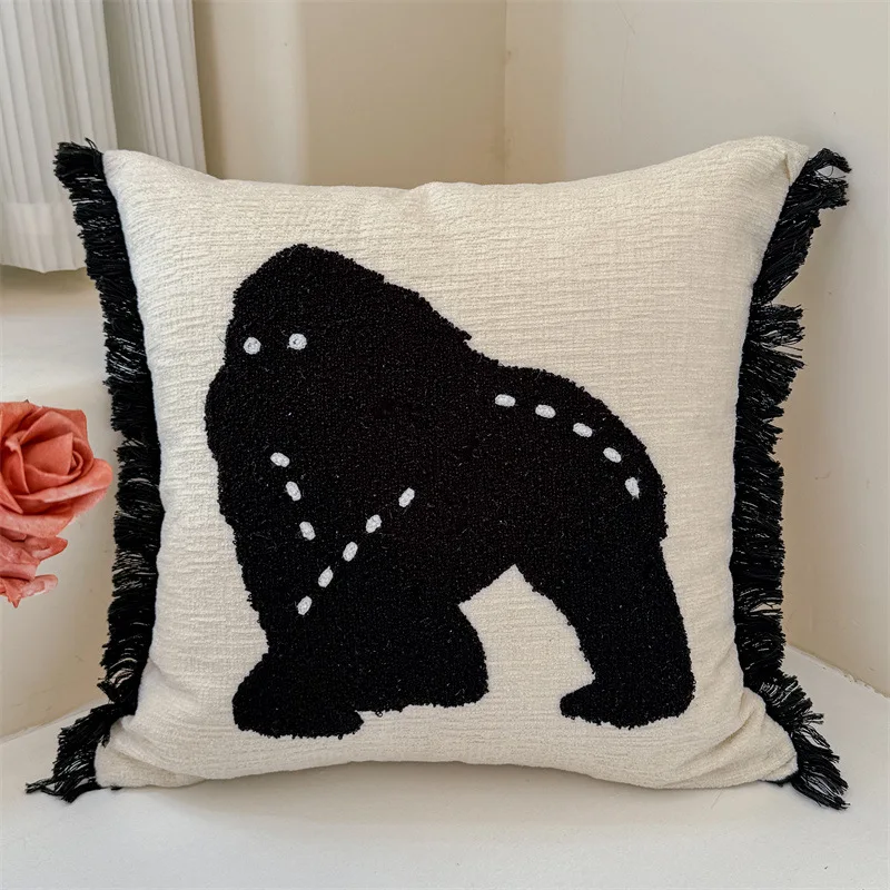 Luxury Soft Chenille Black White Animal Pattern Towel Embroidery Cushion Cover Modern Throw Pillow Cover for Home Decor