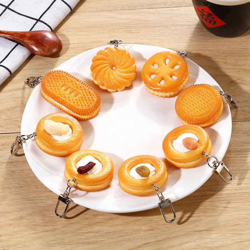 Realistic Cookie Keychain Creative Simulation Food Keychain Cookie Photography Model Car Phone Bag Pendant Key Ring Ornament