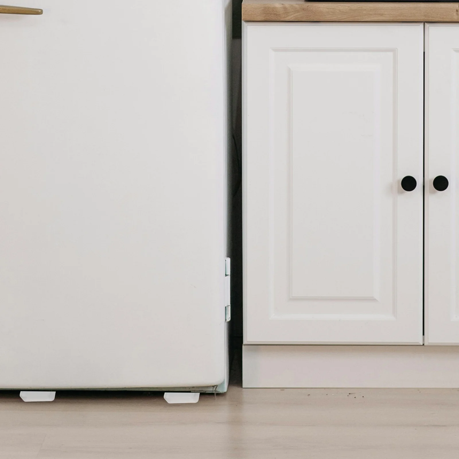 8 pezzi livellatore per mobili distanziatore per mobili livellatore per gambe da tavolo cuscinetti di equilibrio regolabili per armadi frigoriferi stabilità