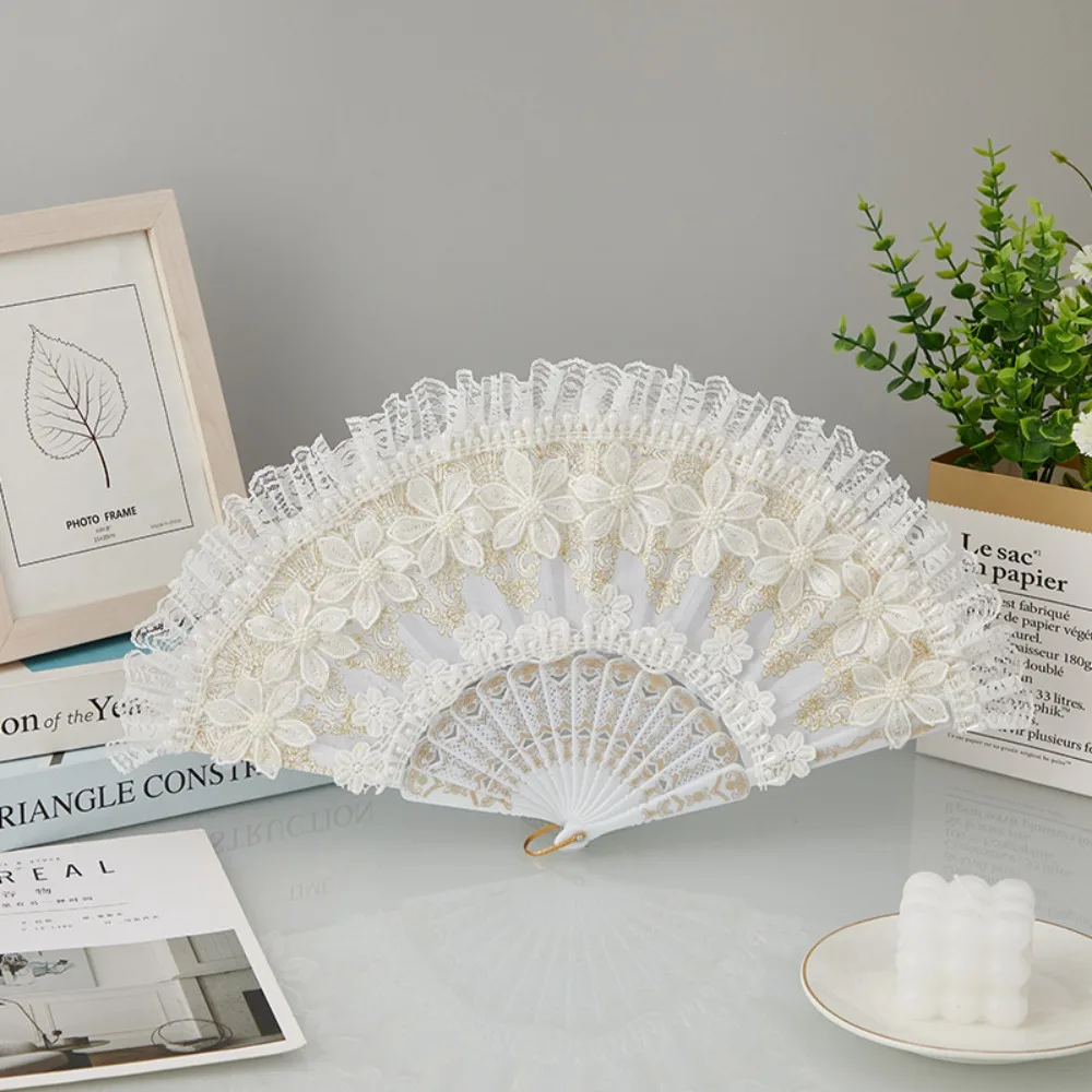 Abanico de mano de encaje blanco Lolita, abanico plegable de encaje con mango de plástico de mano, estilo clásico Retro con perla, regalo de abanico de mano para novia