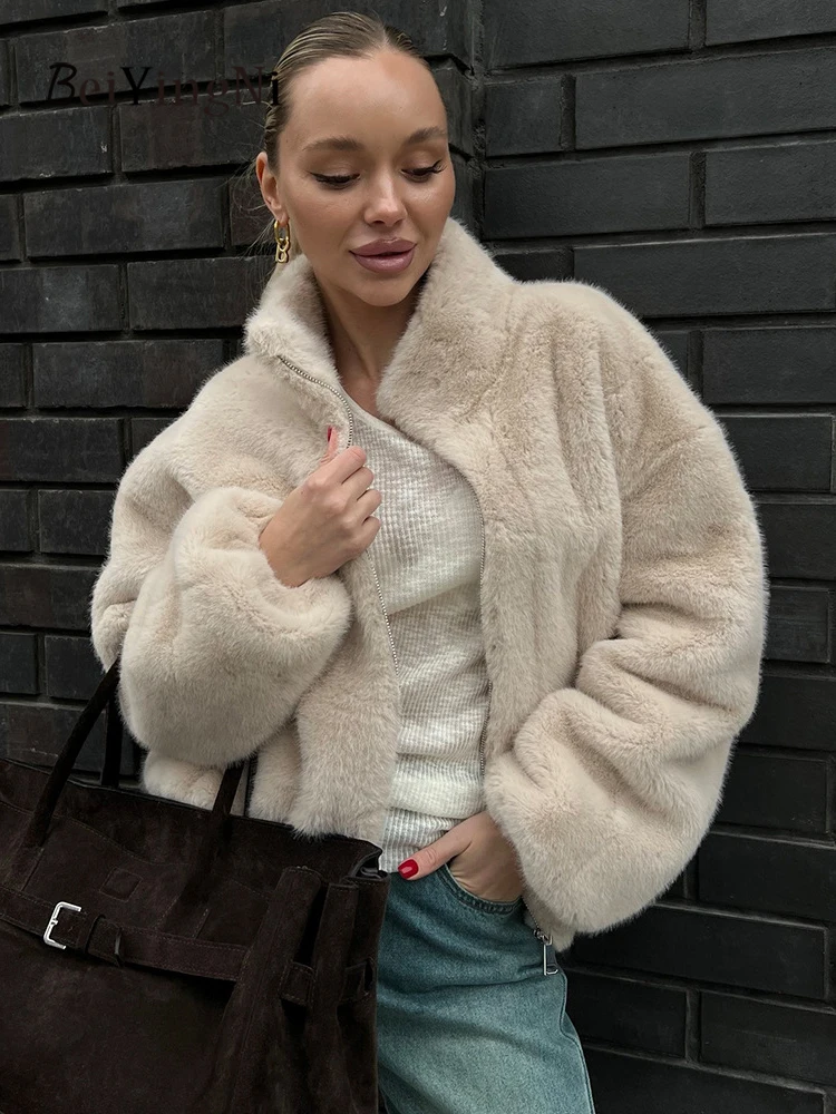 

Beiyingni Female Warm Plush Coats 2025 Fall Winter Thick Fashion Women Zipper Short Jackets Outwears Casual Tops Soft Jacket