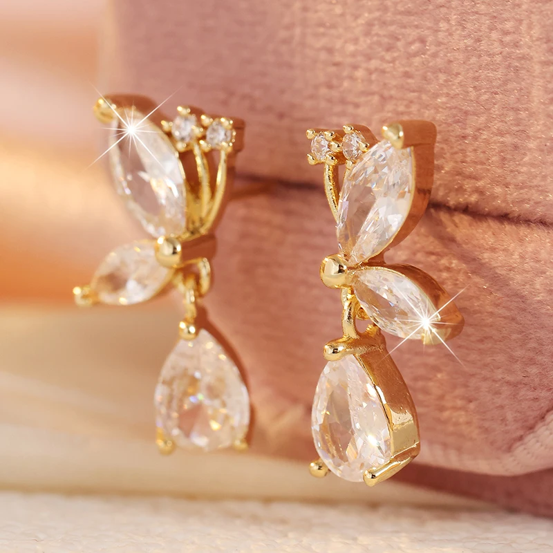 Fashion Sparkling Butterfly Synthetic Zirconia Charm Dangle Earrings for Women Elegant Luxurious Banquet Engagement Fine Jewelry