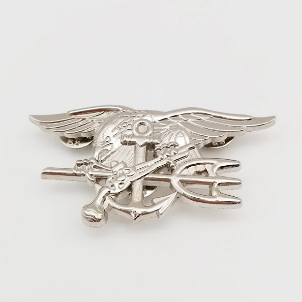 Metal Badge Seal Team Badge Eagle Hat Badge Shoulder Badge United States Medal of Honor view 6