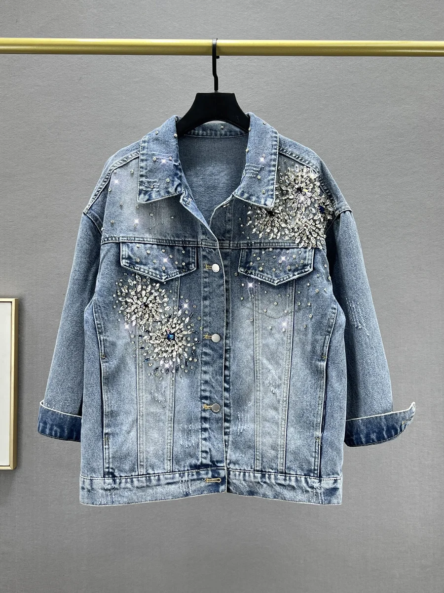

Trendy Women's Denim Jaet with Diamond Embelliment Loose Fit Heavyweight Long Sve Autumn New Sle Faion Outerwear