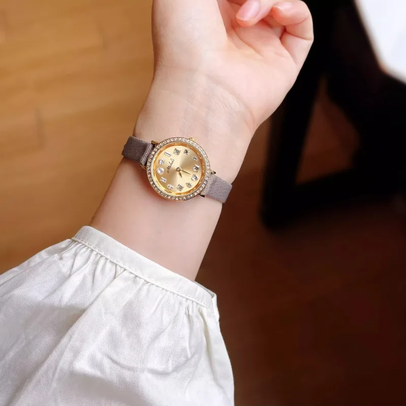 Orologio da donna vintage Zirconia Pietra Piccolo disco Temperamento Orologio da donna Orologio al quarzo per le donne Regalo Relojes Para Mujer