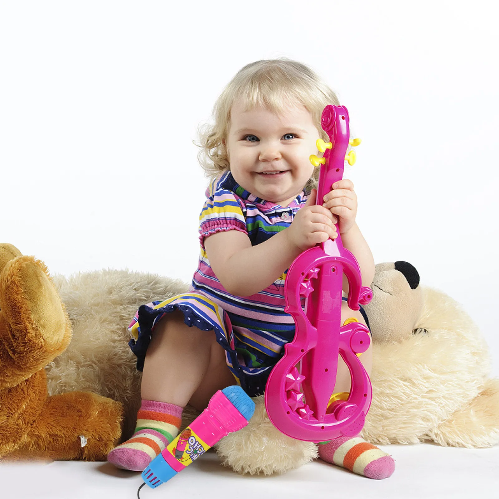 

3Pcs Vivid Simulation Microphone Props Fine Workmanship Comfortable Grip Portable for Kids Stage Use Cosplay Educational Fun