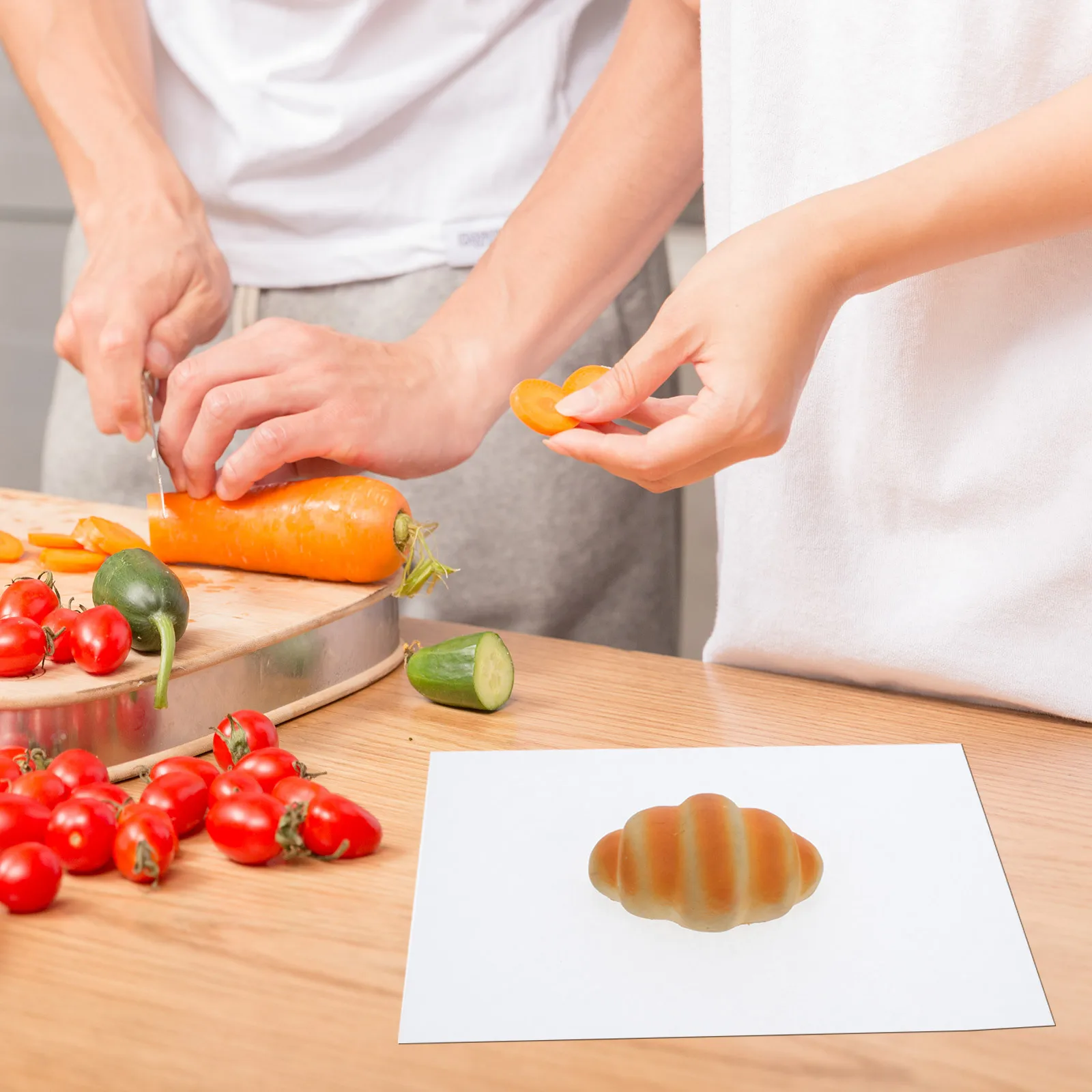 

100Pcs Heat-Resistant Bbq Paper Sheets Non-Stick Oil Absorbing Baking Grilling Air Fryer Cooking Air Fryer Paper