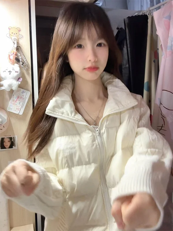 

Куртка женская в корейском стиле, утепленная, из хлопка, с воротником-стойкой, с дизайнерскими вставками, мягкая, стильная, модная верхняя одежда