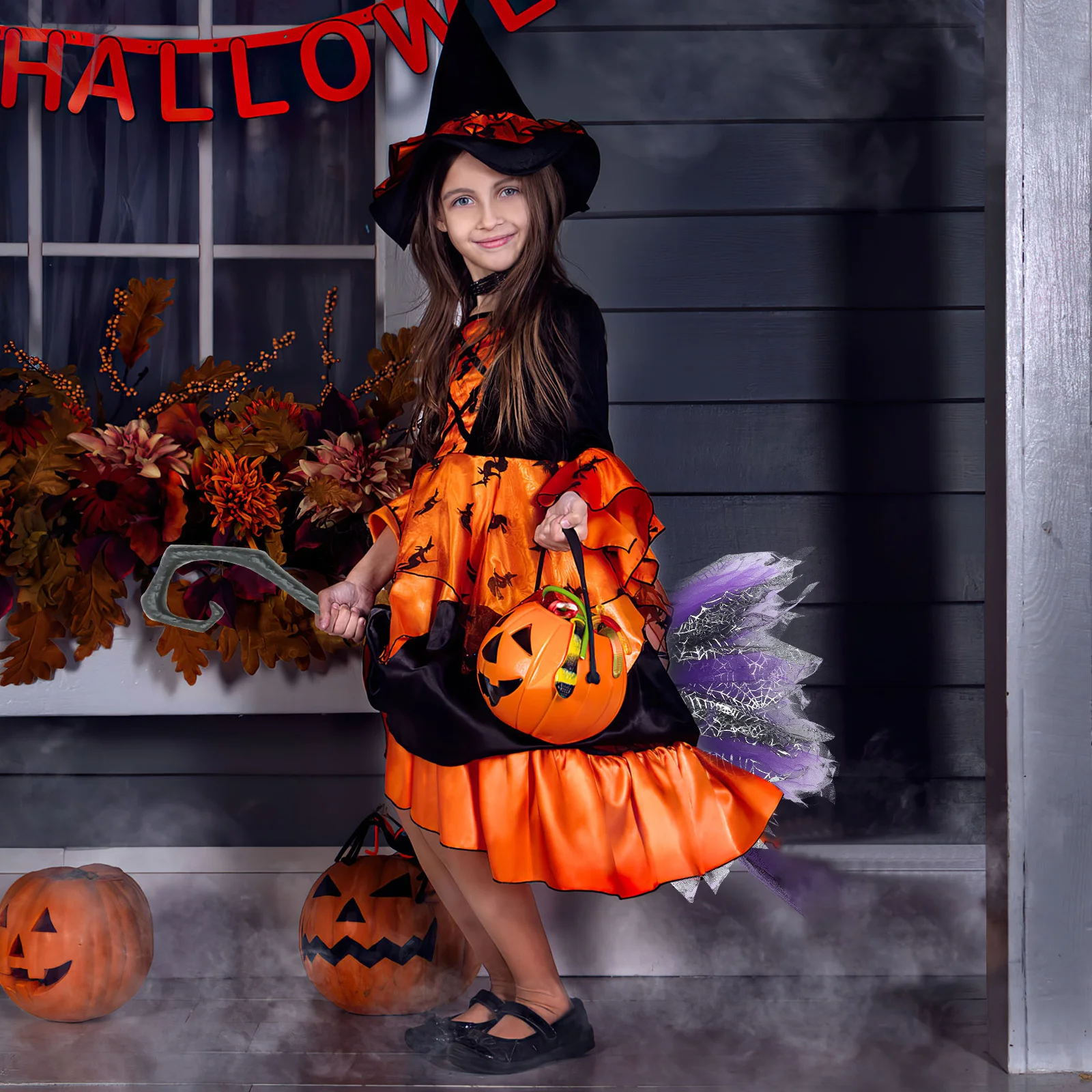 

Cosplay Witch Broom Prop Detachable Plastic Halloween Broom for Party Costume Dress Up Carnival Masquerade Festival