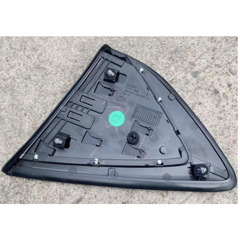 

Rear Triangle Window Exterior Trim Panel Automobile 39107897 Left Right Genuine for Buick Regal 2018 2019 2020 2021 2022 2023