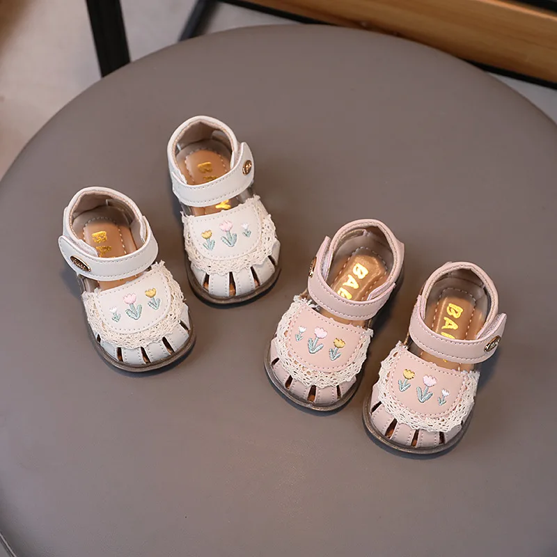 Small Flowers Baby Toddler Girl Sandals 2024 Summer Kids Beach Shoes Little Girls Close-toed Sandals Beige, Pink