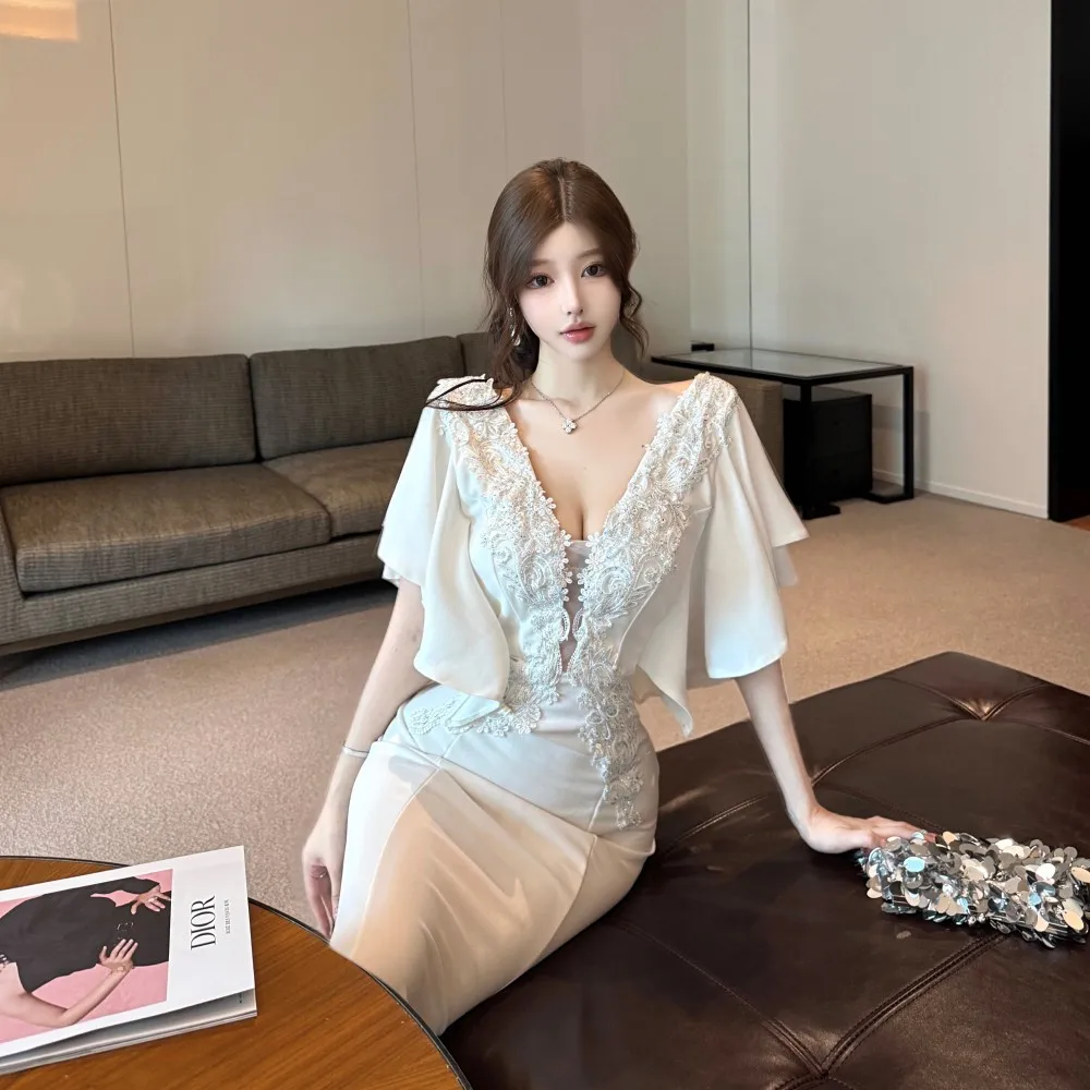 2025 francese elegante leggero lusso elegante abito da sera lungo donna backless scollo a V sexy abito sottile chic abbigliamento formale per occasioni