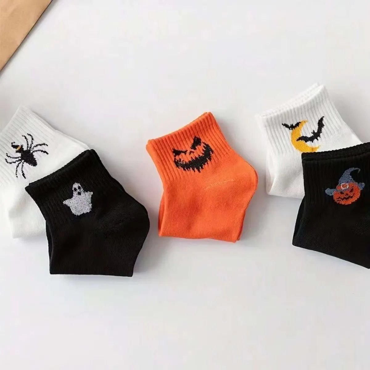 5 pares de calcetines novedosos de Halloween para hombre: diseños espeluznantes, algodón transpirable, media pantorrilla, recuerdos de fiesta
