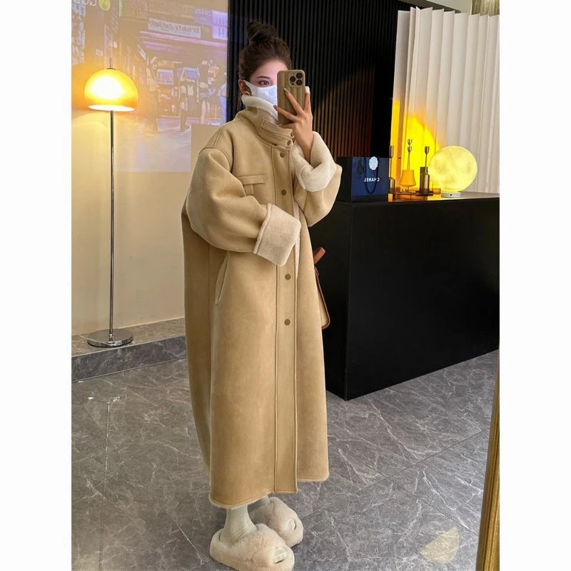 

Winter new loose and thick lamb wool splicing long style motorcycle jacket women warm stand up collar contrasting color coat
