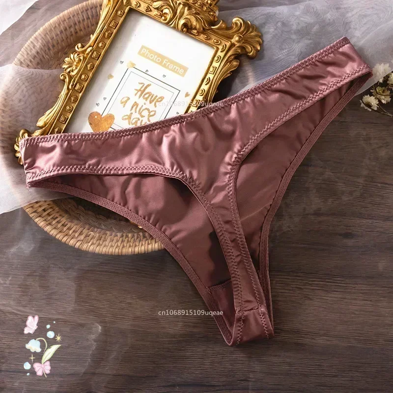 Calcinha de seda gelada de cintura baixa para mulheres, lingerie sem costura, cuecas respiráveis, breve intimidade, secagem rápida