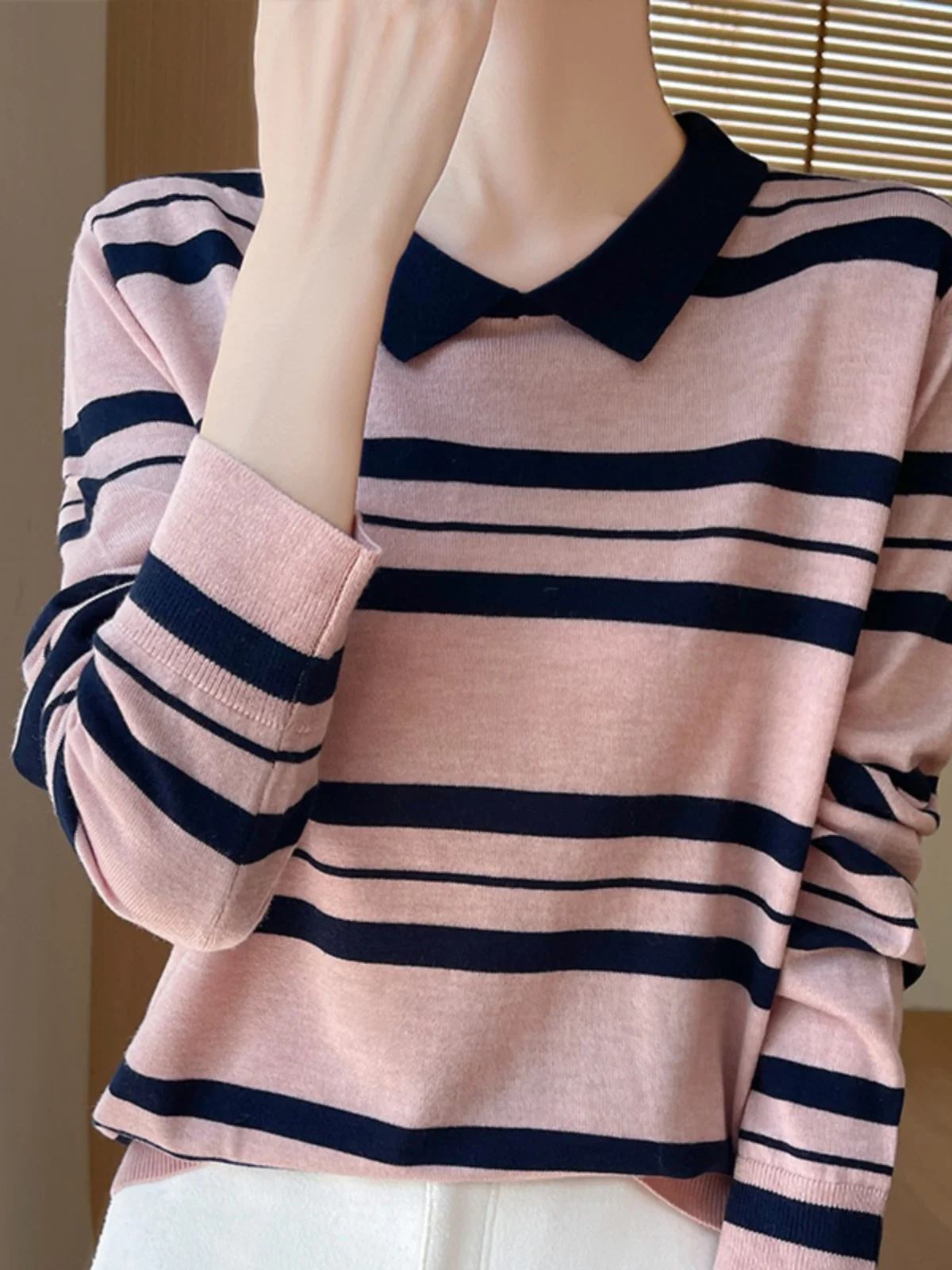 

Новая женская вязаная шерстяная кофта с длинным рукавом на осень-зиму, классическая универсальная модель с цветными блоками и полосатым воротником в корейском стиле