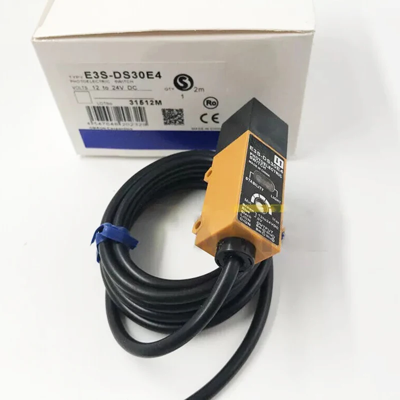 New E3S-DS30E4 Three wire NPN normally open N1